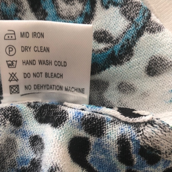 Pierri New York 1X Tight Knit Light Weight NWOT - Picture 5 of 6